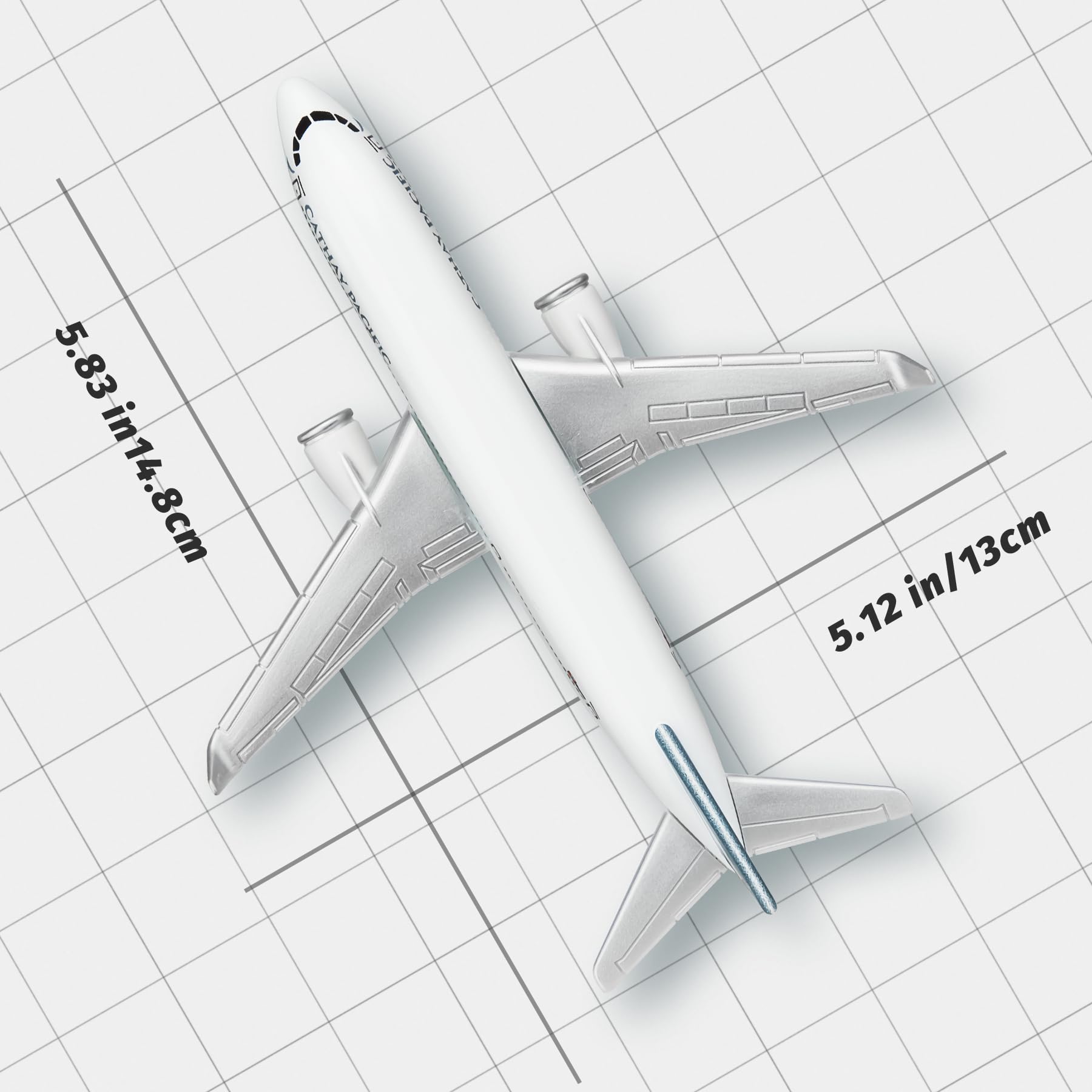 Amazon.com: HANGHANG 1/400 Cathay Pacific Plastic Airplane Model